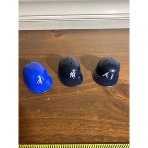 Vintage MLB Gumball Machine Helmets Lot Expos Yankees Braves Miniature Plastic